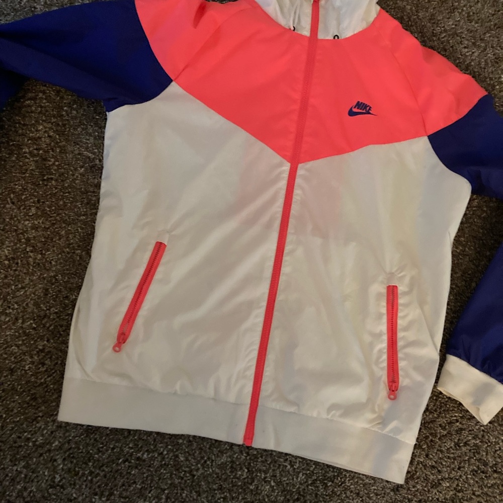 Nike hooded windbreaker